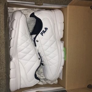 Men’s White FILA sneakers SIZE 10.5